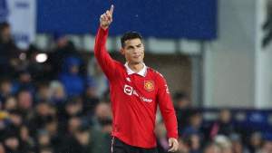 Erik ten Hag Pinggirkan Ronaldo dari Tim, Sang Kakak Geram