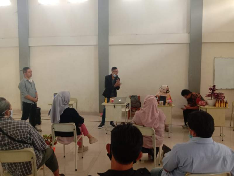 LBM Wirausaha Indonesia Berikan Pendidikan Kewirausahaan Bagi Pelaku UMKM di Tangerang Selatan