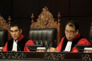 Jakarta- Duet Hamdani-Arief Pimpin Mahkamah Konsitusi (MK).Jum&#039;at (01/11)