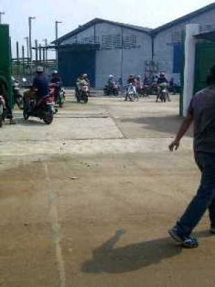 Tangerang- Aksi Sweefing ke beberapa pabrik di Cikupa.senin (11/11)dt