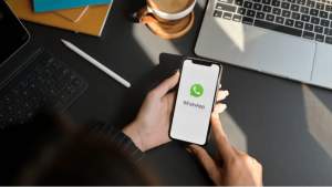 Wacana Monetisasi WhatsApp Melalui Iklan Menuai Kontroversi