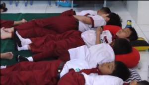 SD di Sidoarjo Terapkan Pelajaran Tidur Siang agar Belajar Lebih Fokus