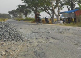 Perbaikan Jalan Pontang Hamburkan Uang Negara