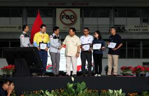 Menhan Prabowo Hadiri The 1st DEFEND ID’S Day di Bandung, Tegaskan Industri Pertahanan adalah Unsur Vital Pembangunan
