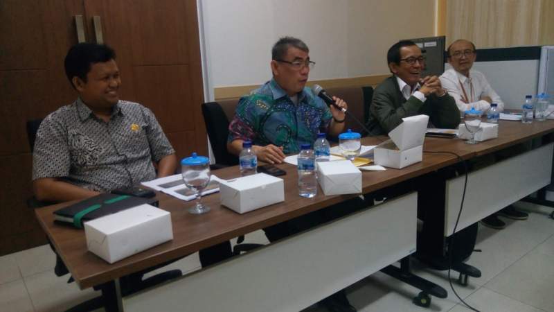 Komisi ll DPRD Tangsel saat rapat dengar pendapat bersama Batan dan Dinkes soal temuan radioaktif di komplek Batan.