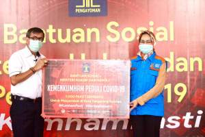 Kemenkumham Berikan 1000 Paket Sembako dan Masker untuk Tangsel