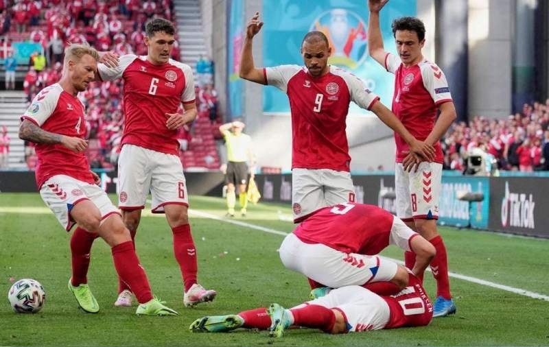 Laga Pembuka Group B Euro 2020, Eriksen Tak Sadarkan Diri