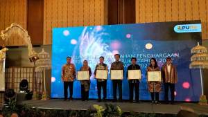 Dinas SDABMBK Kota Tangsel Meraih Penghargaan Kategori OPD Tingkat Kota/Kabupaten Terbaik Pertama Penghargaan Jasa Konstruksi Tahun 2022
