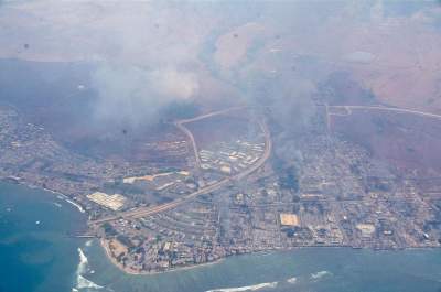 Puluhan Orang Tewas dan Ribuan Mengungsi Dampak Kebakaran Hutan di Hawaii