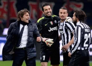 Pirlo Menjadi Pahlawan Juventus