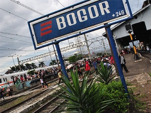Pergantian Tahun,  Stasiun Bogor Beroperasi 24 Jam