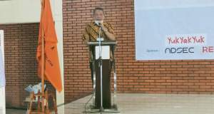 Wakil Wali Kota Tangsel Benyamin Davnie saat menghadiri pelantikan DPC Asosiasi UMKM Tangsel di Puspiptek, Serpong.