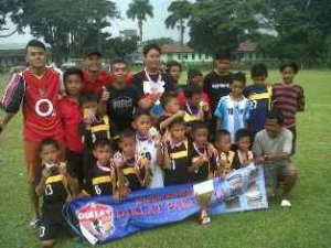 Tangsel- SSB Diklat Sepakbola Pakujaya Juara Pertama Turnamen antar SSB se- Indonesia di Pakuan.(DT)