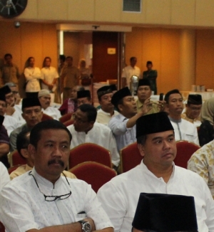 Kepala KPMD Tangsel, Oting Ruhiyat (kiri) bersama Andi Alaudin Huduri, Direktur Utama PT PITS (kanan)