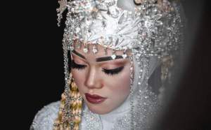 Ini Alasan Kenapa Makeup Wedding Mahal