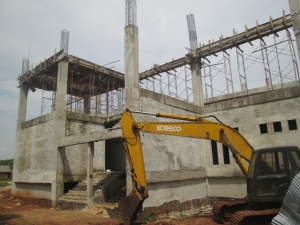 Gedung DPRD Tangsel yang mengalami keterlambatan pembangunannya