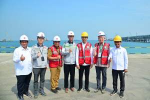Pj Gubernur Banten Al Muktabar Dampingi Presiden Jokowi Tinjau Pembangunan PT Lotte Chemical Indonesia