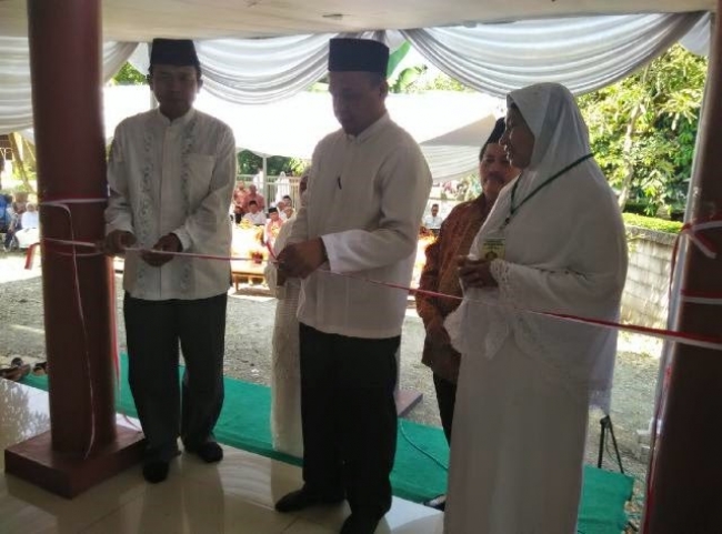 Peresmian Masjid Safiyah Nur Ramadhan yang terletak di Kampung Parakan, Kelurahan Pondok Benda, Kecamatan Pamulang, Kota Tangerang Selatan (Tangsel)