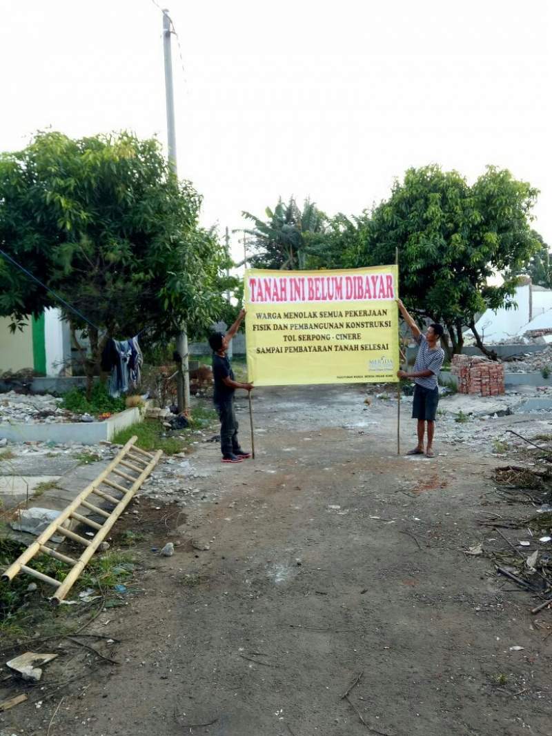 warga Perumahan Merida Dream House, Kelurahan Bambu Apus, Pamulang, Kota Tangsel menolak rencana pembangunan tol Jakarta Outer Ring Road II (JORR II) Serpong-Cinere