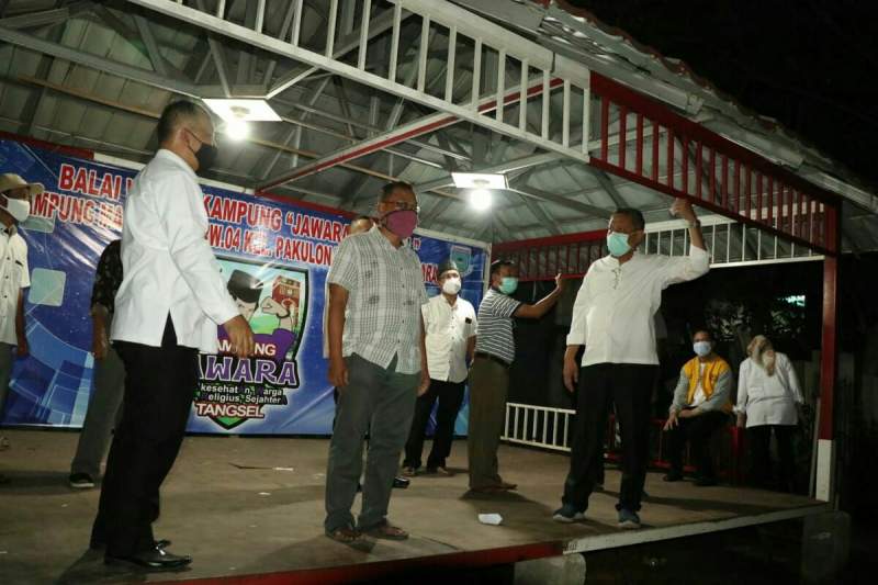 Benyamin Davnie Kunjungi Kampung Tangguh &quot;Jawara Tangsel&quot; di Marga Jaya