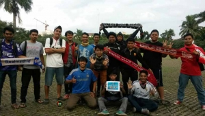 To Gether For Charity Tangsel For Kelud (25/2)