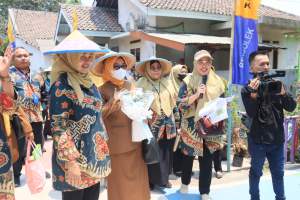 Tim Provinsi Banten Lakukan Penilaian P2WKSS di Desa Kemuning