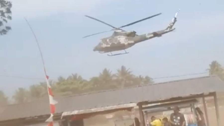 Pendaratan Helikopter Rusak Sejumlah Warung di Pangandaran
