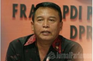  TB.Hasanudin, Ketua DPD PDIP Jawa Barat