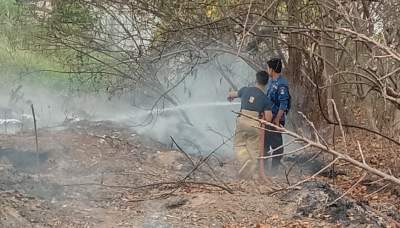 Kasatpol PP Tinjau Pembakaran Limbah di Sindang Jaya dan Rajeg