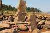 Waduk Jatigede Mengering, Seiring Bermunculan Batu-Batu Nisan Kuno Peninggalan Zaman Kerajaan Sumedang Larang
