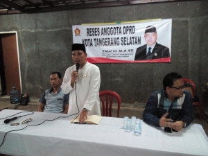 Ketua Komisi I DPRD Kota Tangsel, Taufik MA saat reses di Serpong