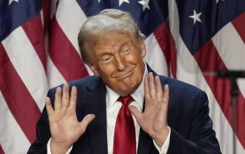 AS Naikkan Tarif Impor Produk China Jadi 145%, Trump: Akan Jadi Hal yang Indah
