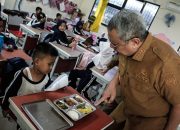 Tinjau Pelaksanaan Makan Bergizi Gratis di Tangsel, Benyamin Pastikan Berjalan Lancar