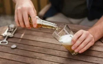 Studi Ungkap Konsumsi Alkohol Berlebihan Tingkatkan Risiko Kerusakan Otak dan Gangguan Memori