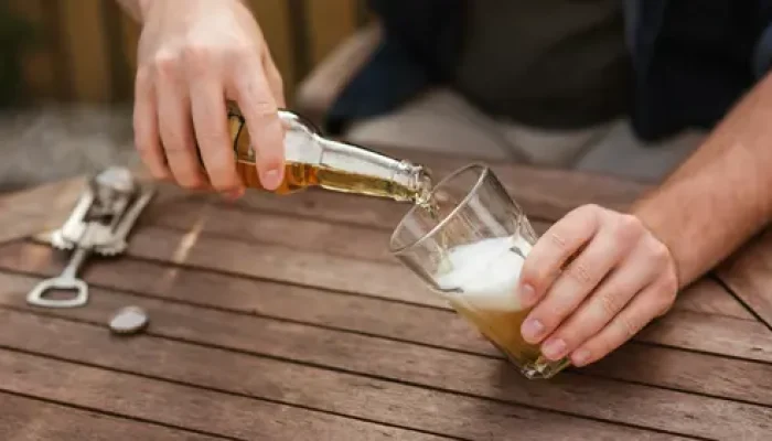 Studi Ungkap Konsumsi Alkohol Berlebihan Tingkatkan Risiko Kerusakan Otak dan Gangguan Memori