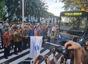 Gubernur Banten Andra Soni Lepas Keberangkatan Perdana Transjabodetabek Blok M – Alam Sutera
