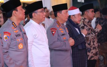 Kapolri dan Ketua PBNU Hadiri Haul Ponpes Buntet Cirebon