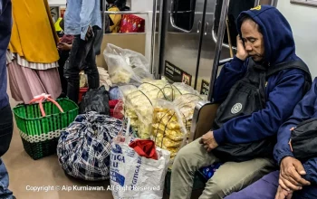 FOTO: Roda KRL Pertama untuk Pedagang Rangkasbtung-Tanah Abang