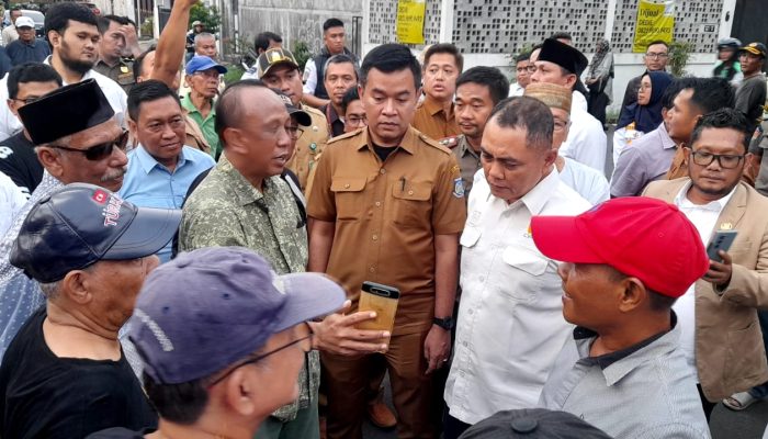 Warga Pondok Hijau Tolak Pembangunan Jembatan Diduga Tak Berizin, DPRD Tangsel dan OPD Turun Mediasi