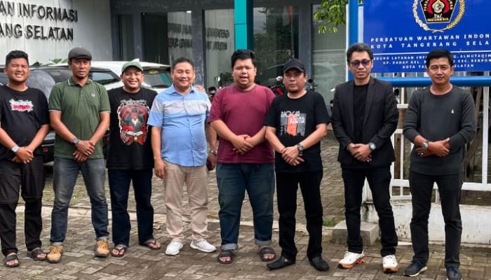 Penguatan Organisasi, Ketua PWI Banten Rian Nopandra Kunjungi Sekretariat PWI Kota Tangsel