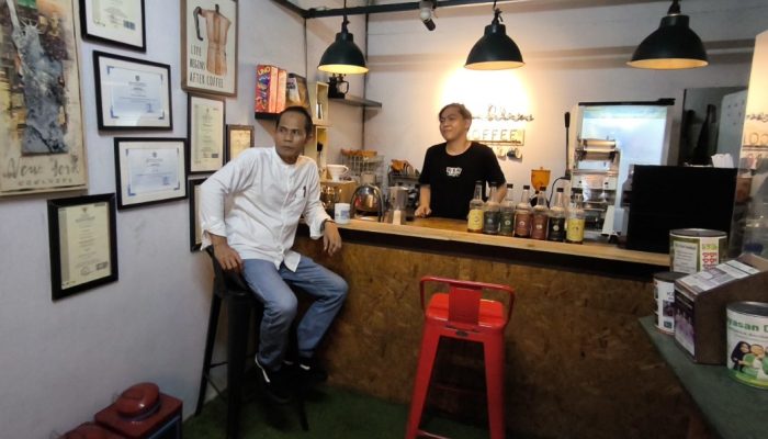 Hidden Gem di BSD! Ngopi Santai + Soto Betawi Legendaris di Sembilan Coffee House, Tempat Nongkrong Favorit Anak Tangsel